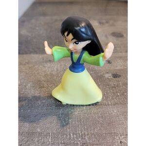 2020 McDonald's Mulan toy figure princess hero